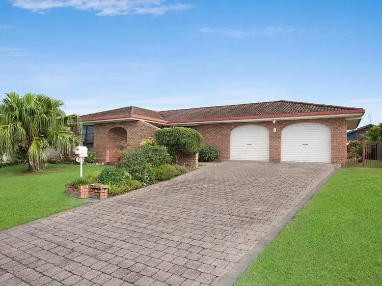 9 Ramsay Crescent, Golden Beach QLD 4551