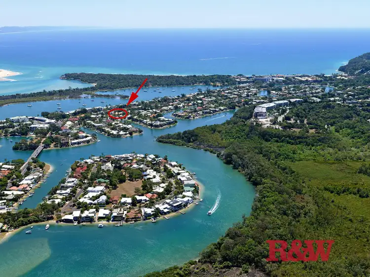 5 Lagoona Drive, Noosa Heads QLD 4567