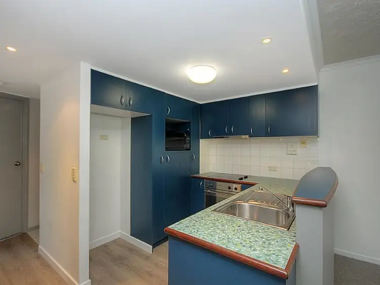 Sixth view of Homely unit listing, 16/20-26 Illawong Street, Chevron Island QLD 4217