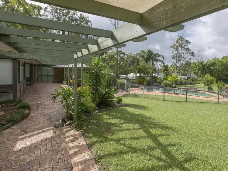 12 Oakwood Street, Capalaba QLD 4157