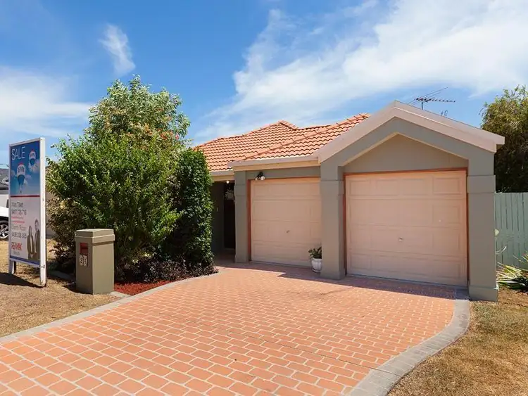 24 Underwood Street, Wakerley QLD 4154
