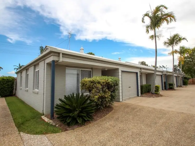 Main view of Homely unit listing, 4/33-35 'Commodore Court' Cootamundra Drive, Mountain Creek QLD 4557