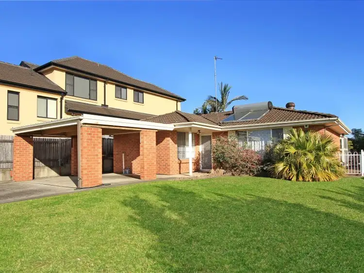 121 Cummins Street, Unanderra NSW 2526