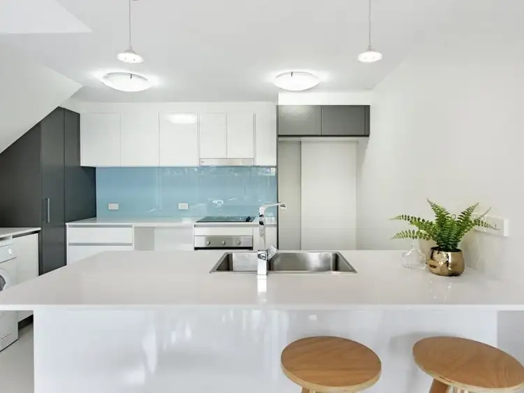 Third view of Homely townhouse listing, 5/62 – 64 Fairfield Road, Fairfield QLD 4103
