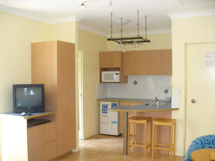 Fifth view of Homely unit listing, 4-5 9 Albert Street, Noosaville QLD 4566