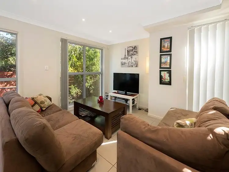 Fourth view of Homely townhouse listing, 1/18 Horsington Street, Morningside QLD 4170