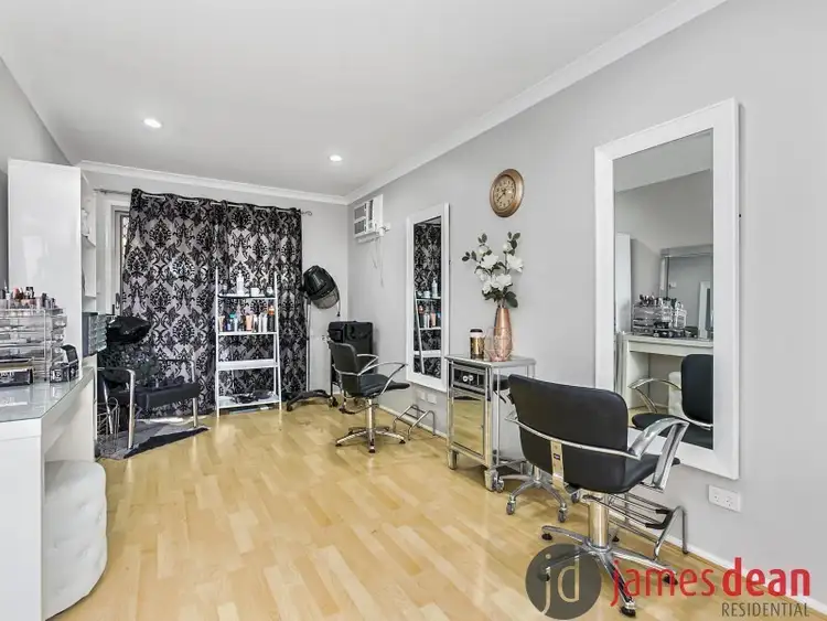 Fourth view of Homely house listing, 8 Oakwood Court, Hemmant QLD 4174
