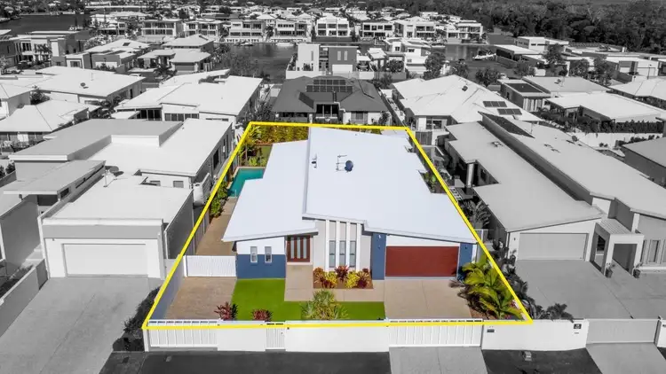 27 Deep Water Circuit, Pelican Waters QLD 4551