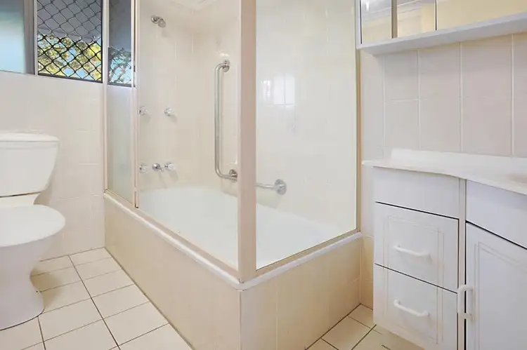 Fifth view of Homely unit listing, 1/15 Norman Drive, Chermside QLD 4032