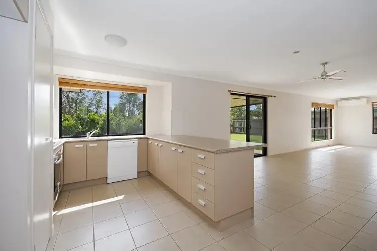 16 Fairy Wren Court, Beerwah QLD 4519