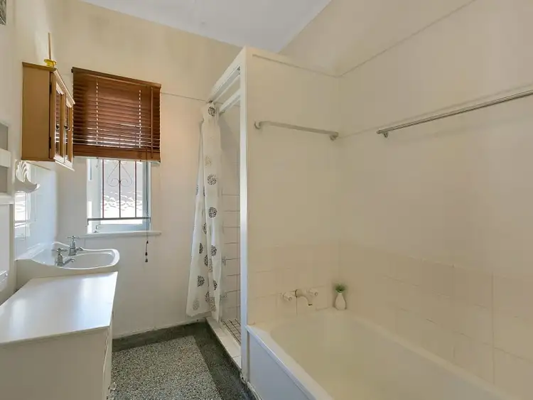 Seventh view of Homely house listing, 114 Moreton Avenue, Wynnum QLD 4178