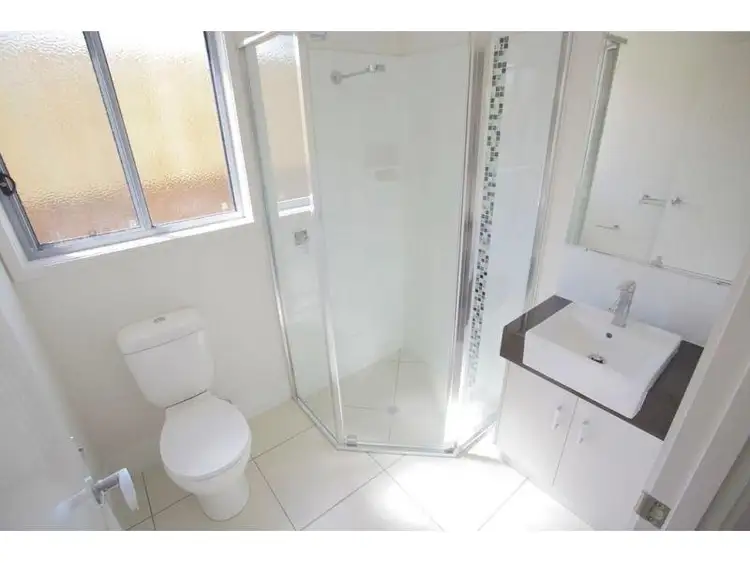 Fifth view of Homely unit listing, Unit 1/7 Crestwood Court, Gympie QLD 4570