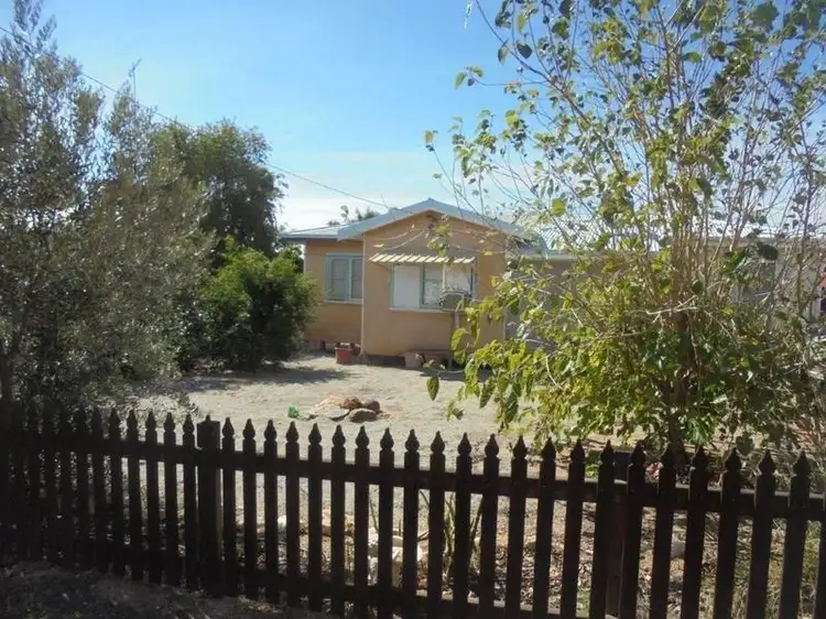 10 Victoria Street, Mingenew WA 6522