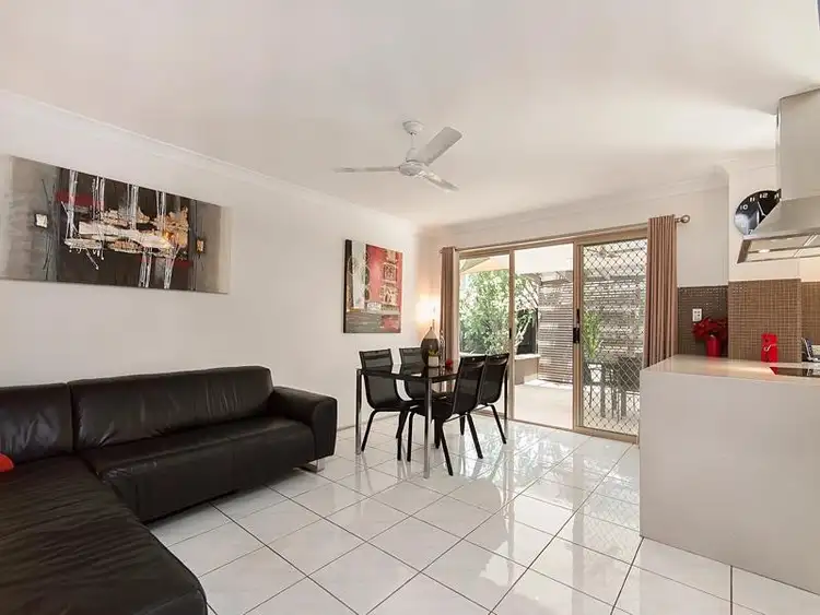 Fifth view of Homely house listing, 14 Clearmount Crescent, Carindale QLD 4152