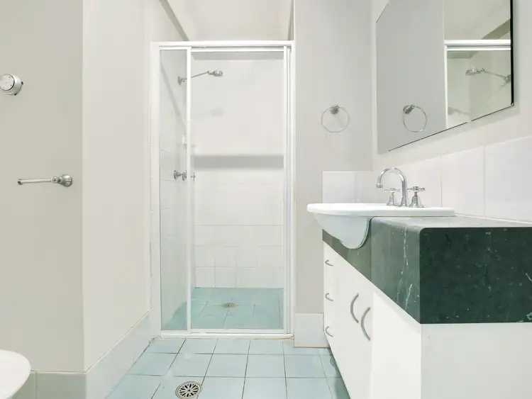 Fifth view of Homely apartment listing, 5/290 Crown Street, Wollongong NSW 2500