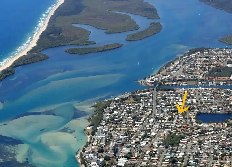 1/17 Wavell Avenue, Golden Beach QLD 4551