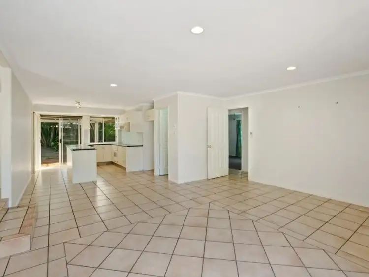 Fifth view of Homely house listing, 4 Weatherly Court, Sunrise Beach QLD 4567