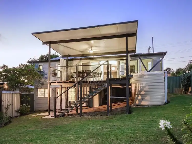 367 Webster Rd, Stafford Heights QLD 4053
