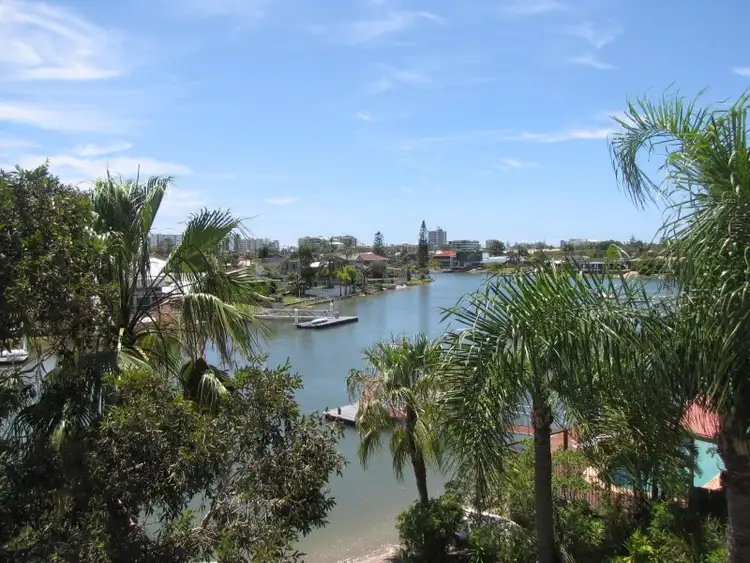 5/11 'Woodrow Court' Quongdong St, Mooloolaba QLD 4557