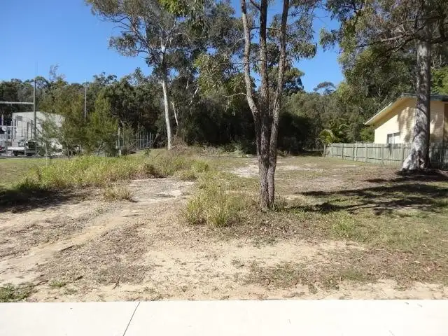 Centre Road, Russell Island QLD 4184