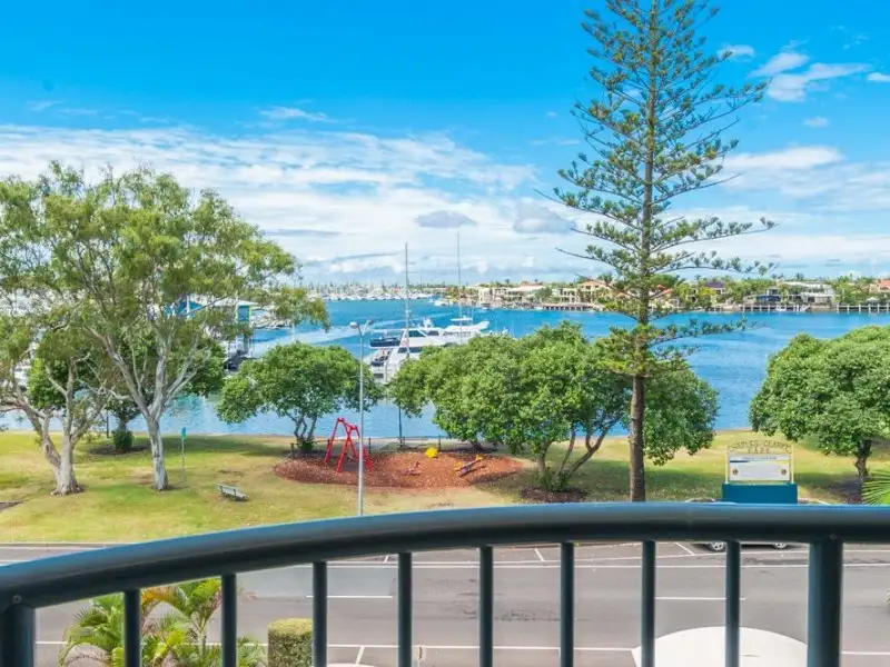 Main view of Homely unit listing, 15/62 River Esplanade, Mooloolaba QLD 4557
