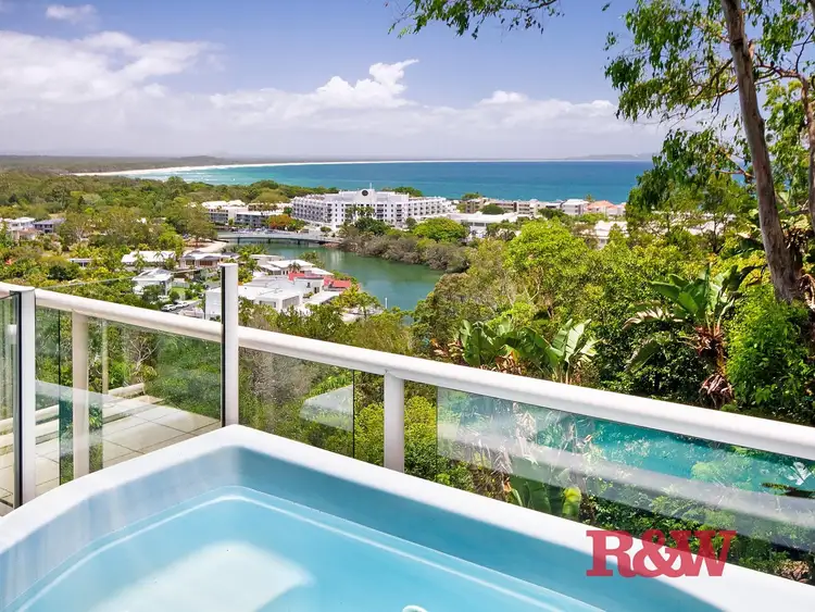 3/'Kalimna' 35 Picture Point Crescent, Noosa Heads QLD 4567