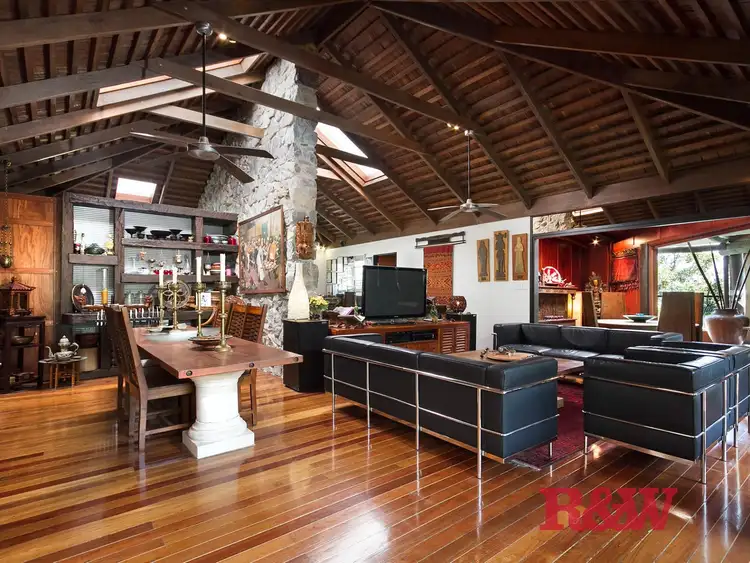 4 Nairana Rest, Noosa Heads QLD 4567