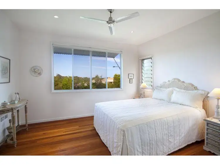 Fifth view of Homely unit listing, 2/71 Southern Cross Parade, Sunrise Beach QLD 4567