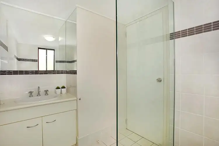 Fifth view of Homely unit listing, 3/19 Akeringa PL, Mooloolaba QLD 4557