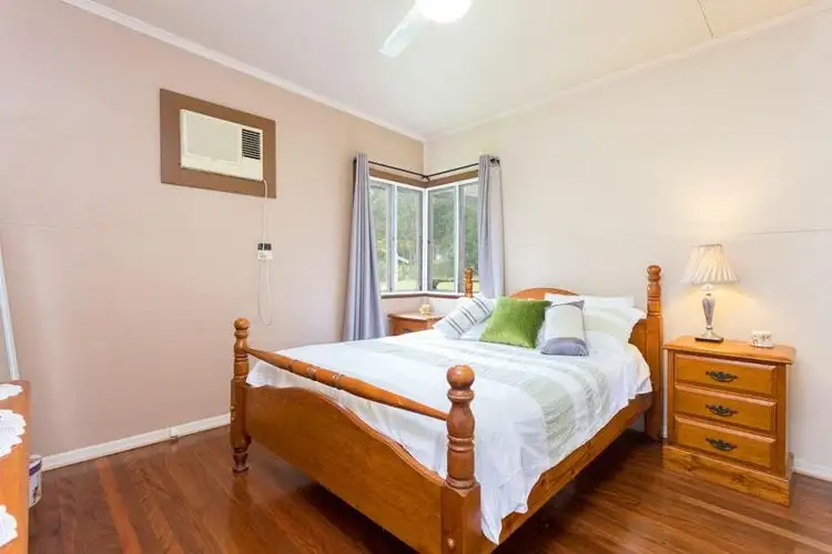 Seventh view of Homely house listing, 560 Grassdale Road, Gumdale QLD 4154