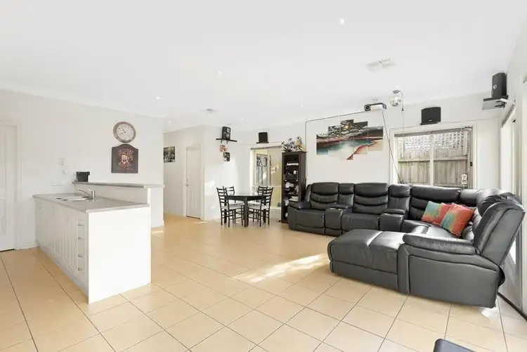 Fourth view of Homely townhouse listing, 6/8 Lorraine Court, Hillside VIC 3037