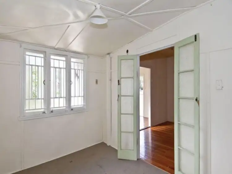 Sixth view of Homely house listing, 5 Cameron Street, Beenleigh QLD 4207
