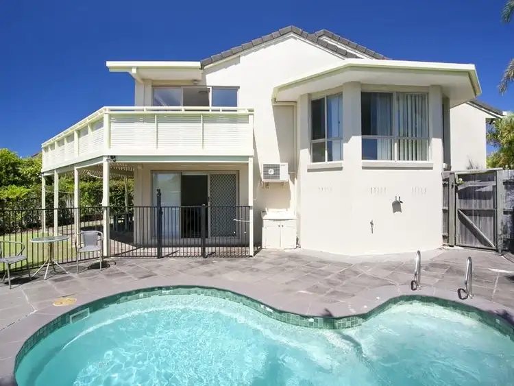 54 Southern Cross Parade, Sunrise Beach QLD 4567