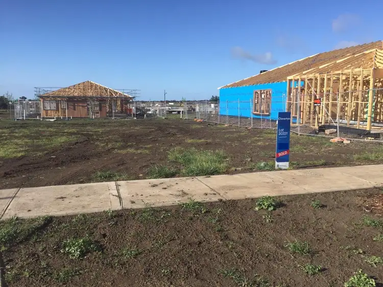 58 Bunting Crescent, Kalkallo VIC 3064