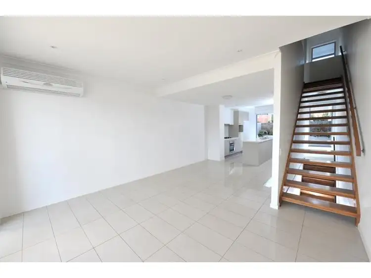 Fourth view of Homely unit listing, 9/20 Fraser St, Morningside QLD 4170
