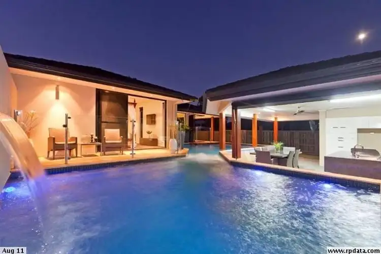 13 Feathertail Place, Gumdale QLD 4154