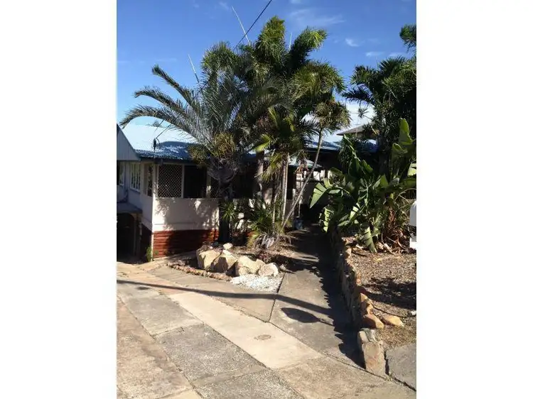16 Elizabeth Street