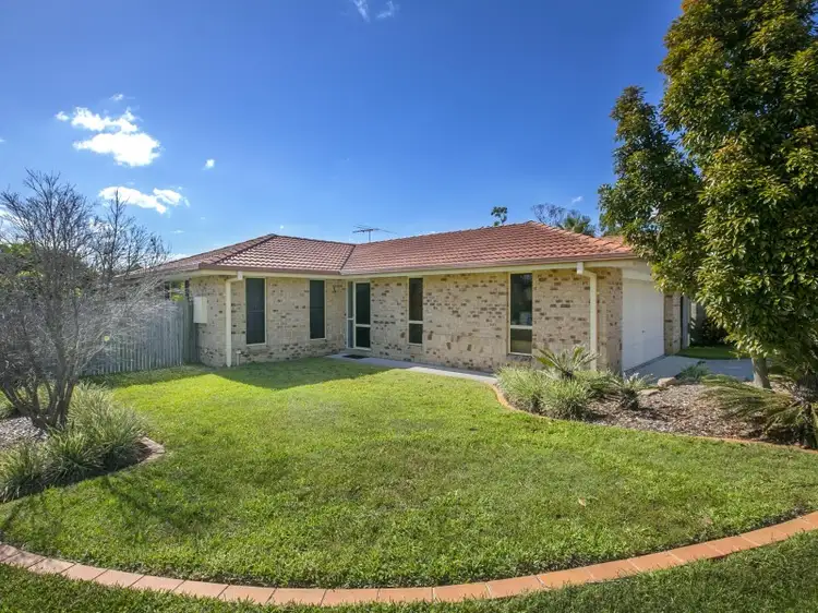 2 Cynthia Place, Wakerley QLD 4154