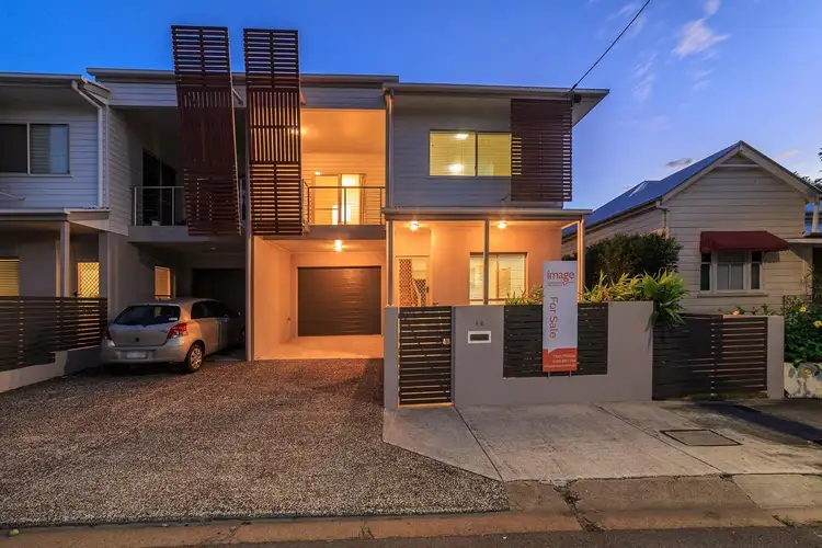 62 Baynes Street