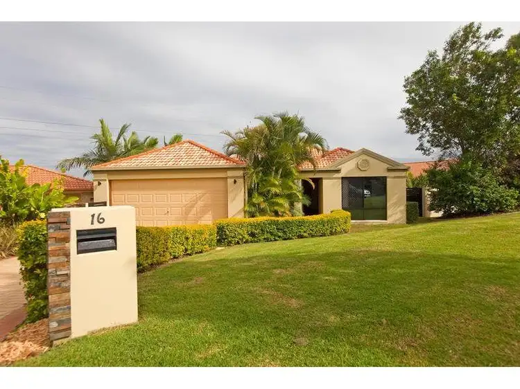16 Underwood Street, Wakerley QLD 4154