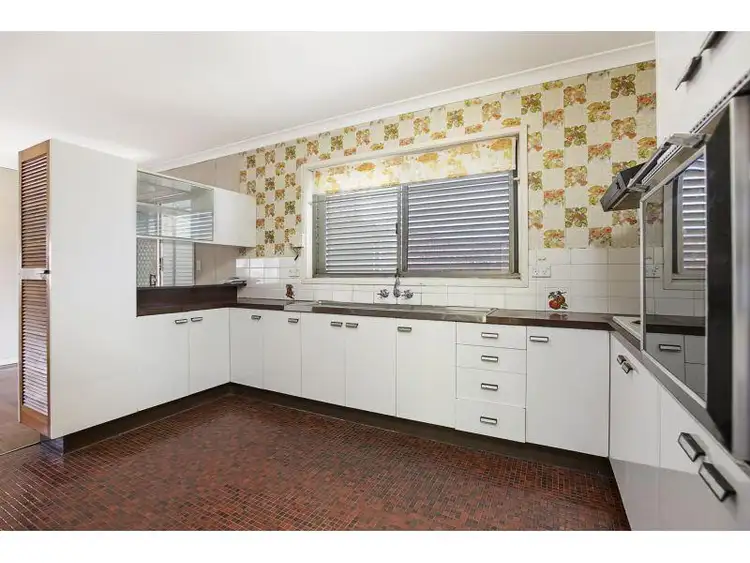 Third view of Homely house listing, 2 Colington Street, Mansfield QLD 4122