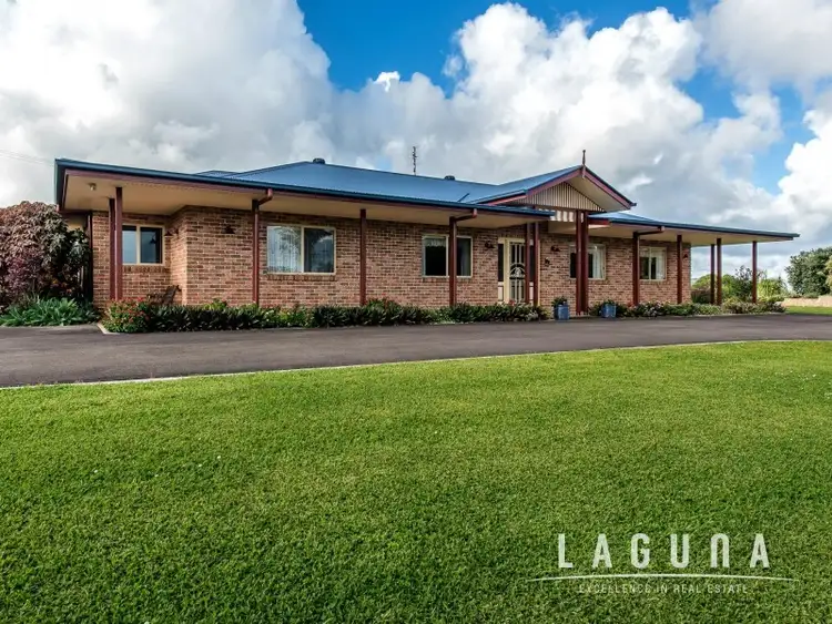 49 Lake Ridge Court, Lake Macdonald QLD 4563