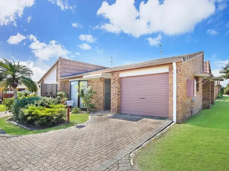 4 Longwood Street