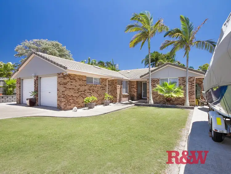 20 Dame Patti Drive, Sunrise Beach QLD 4567