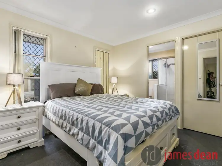 Fifth view of Homely house listing, 8 Oakwood Court, Hemmant QLD 4174