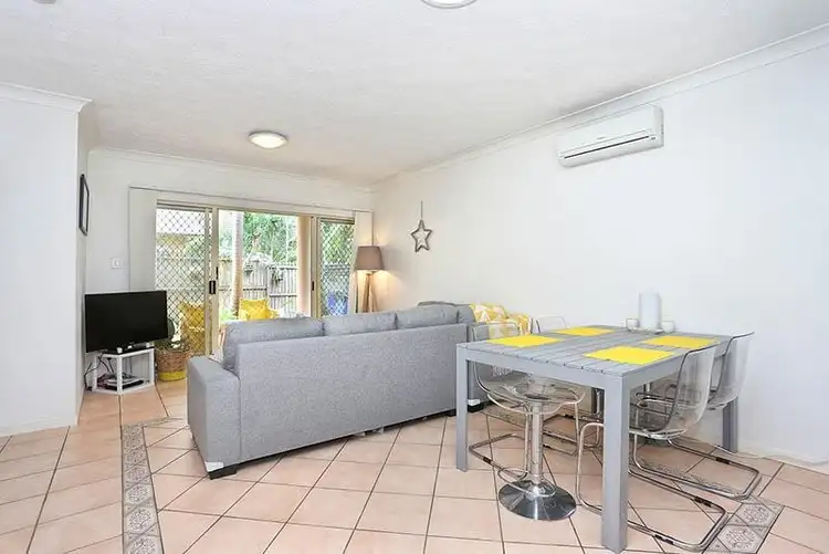 Main view of Homely unit listing, 2/69 Wagner Road, Clayfield QLD 4011
