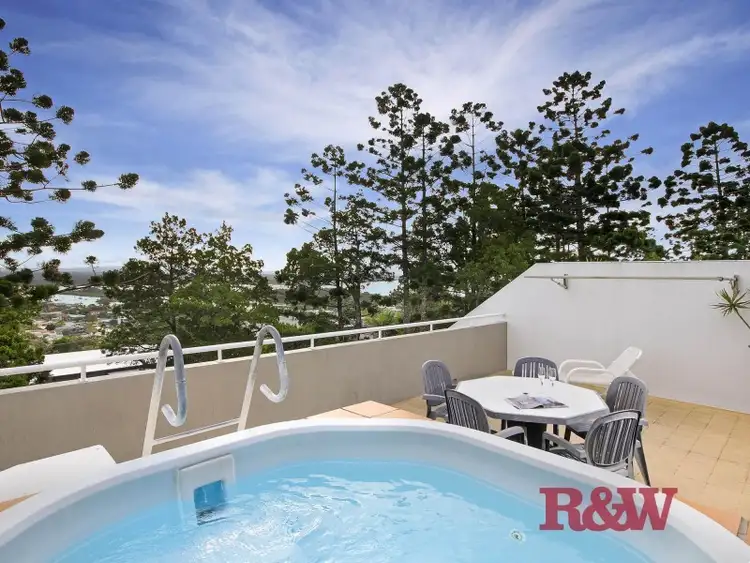12/30 'Picture Point Apartments' Edgar Bennett Drive, Noosa Heads QLD 4567