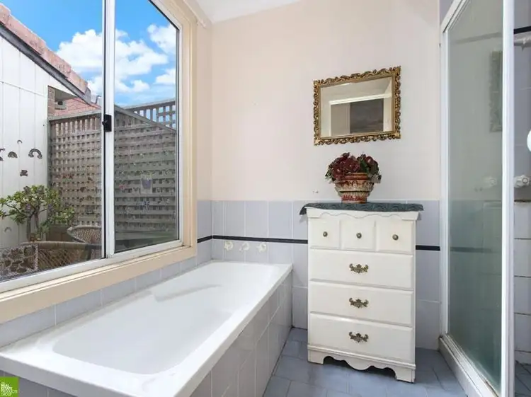 Fifth view of Homely house listing, 8 Ashmore Crescent, Kanahooka NSW 2530