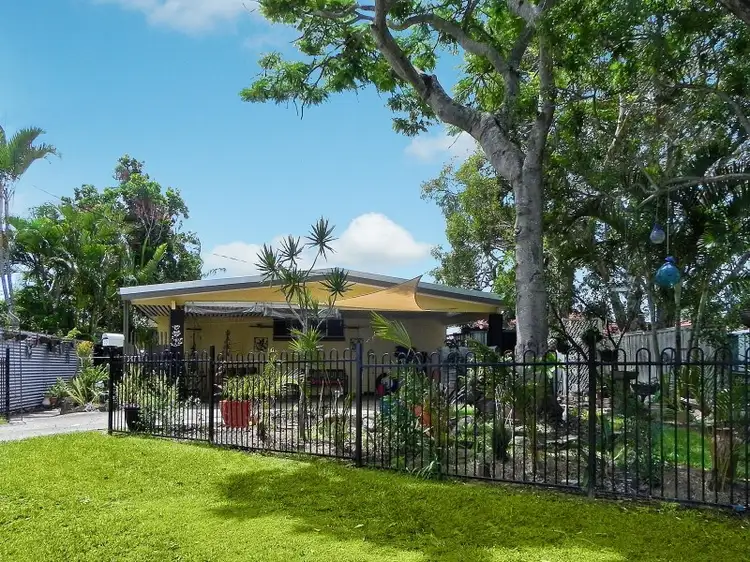 12 Bowman Road, Caloundra QLD 4551