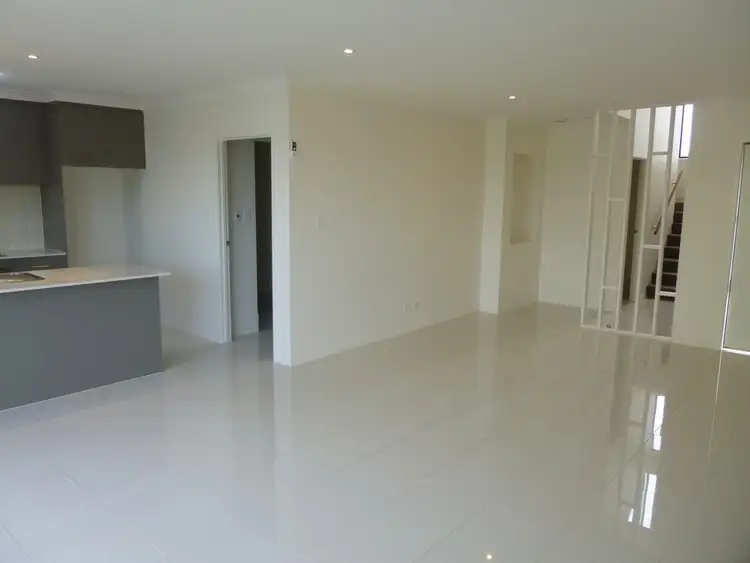 2 Bourton Road
